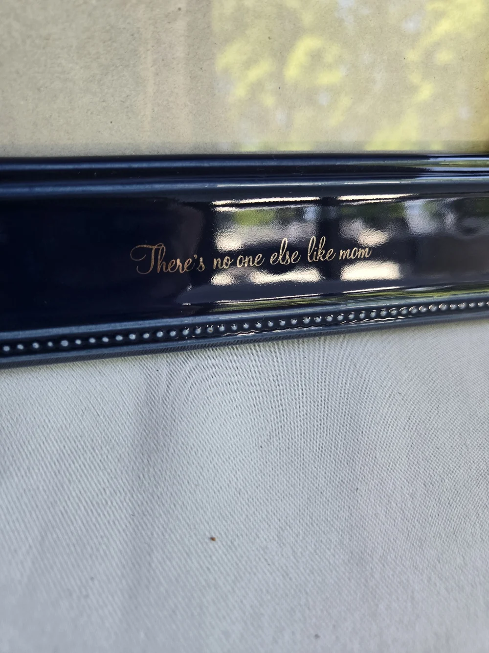 Mom Sentiment Glossy Navy Picture Frame